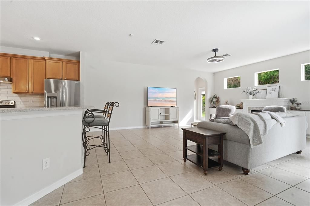 For Sale: $550,000 (4 beds, 3 baths, 3079 Square Feet)