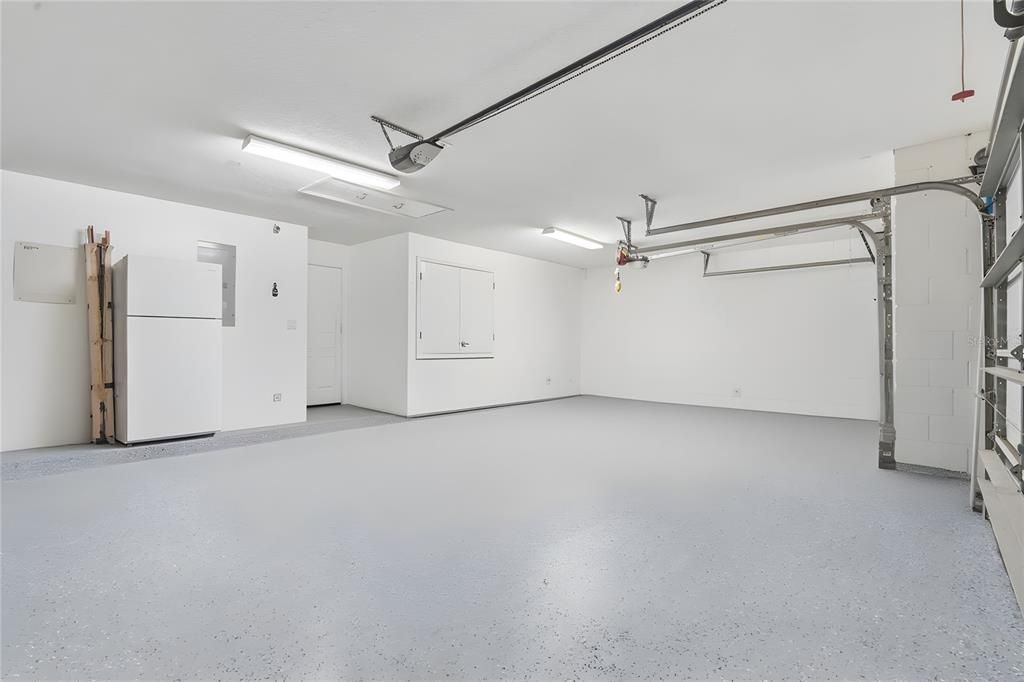 For Sale: $550,000 (4 beds, 3 baths, 3079 Square Feet)