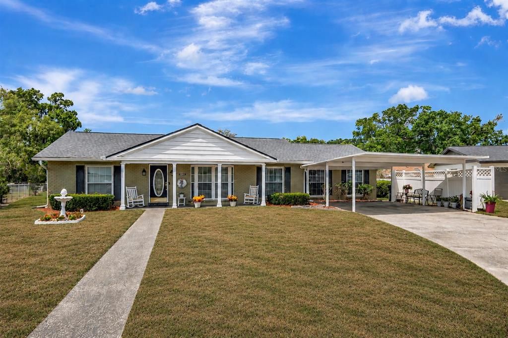 For Sale: $410,000 (4 beds, 2 baths, 2160 Square Feet)