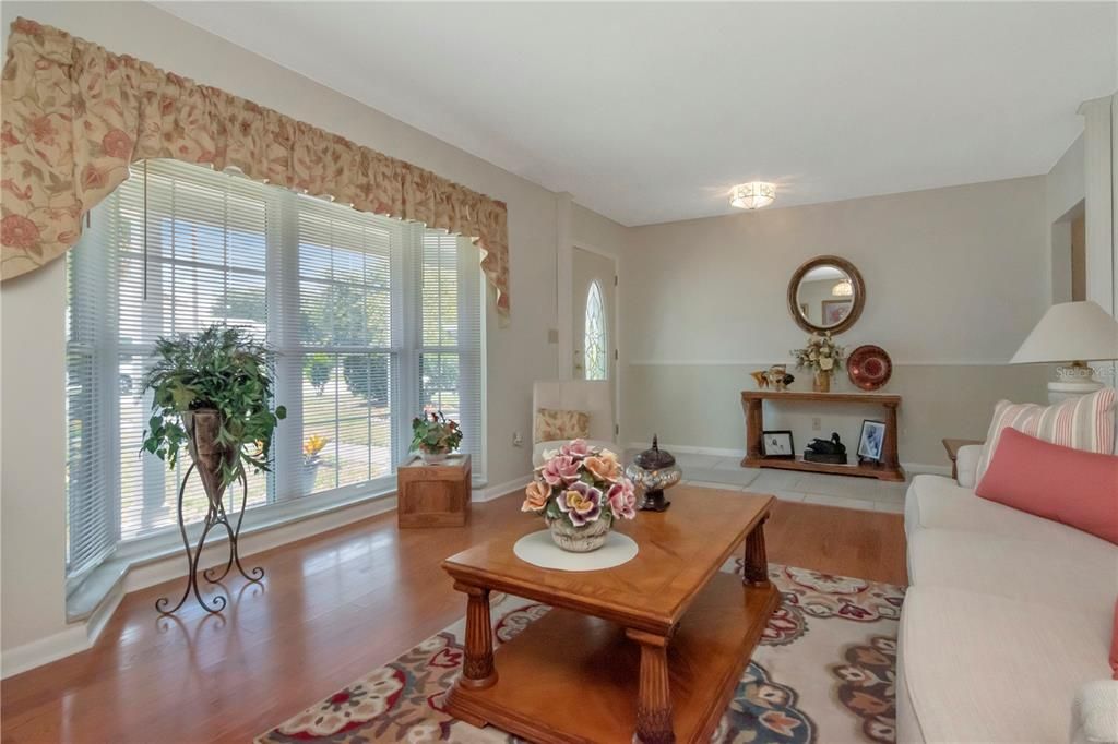 For Sale: $410,000 (4 beds, 2 baths, 2160 Square Feet)