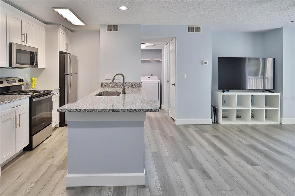 En Venta: $140,000 (1 camas, 1 baños, 738 Pies cuadrados)