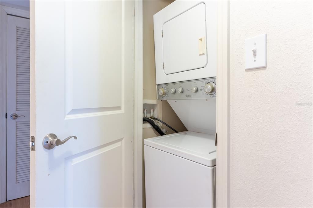 For Sale: $135,000 (2 beds, 2 baths, 900 Square Feet)
