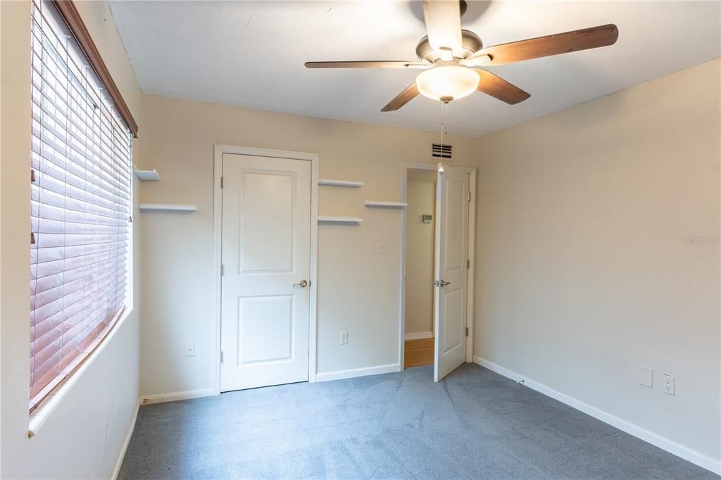 For Sale: $135,000 (2 beds, 2 baths, 900 Square Feet)