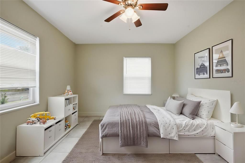 For Sale: $260,900 (3 beds, 2 baths, 1012 Square Feet)