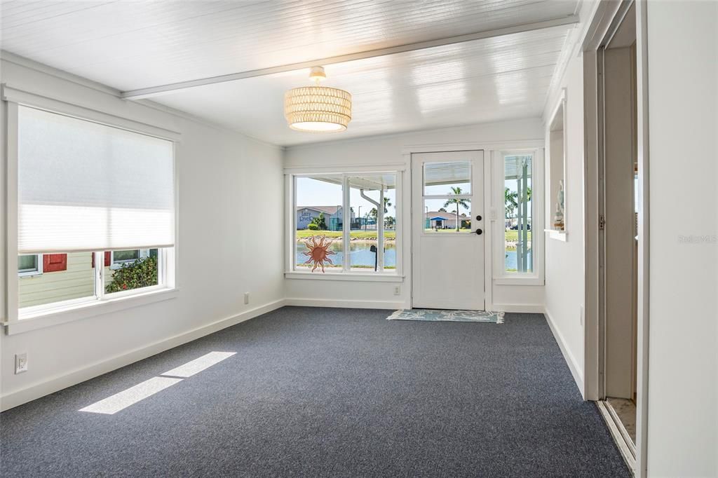 Activo con contrato: $178,000 (2 camas, 2 baños, 1012 Pies cuadrados)