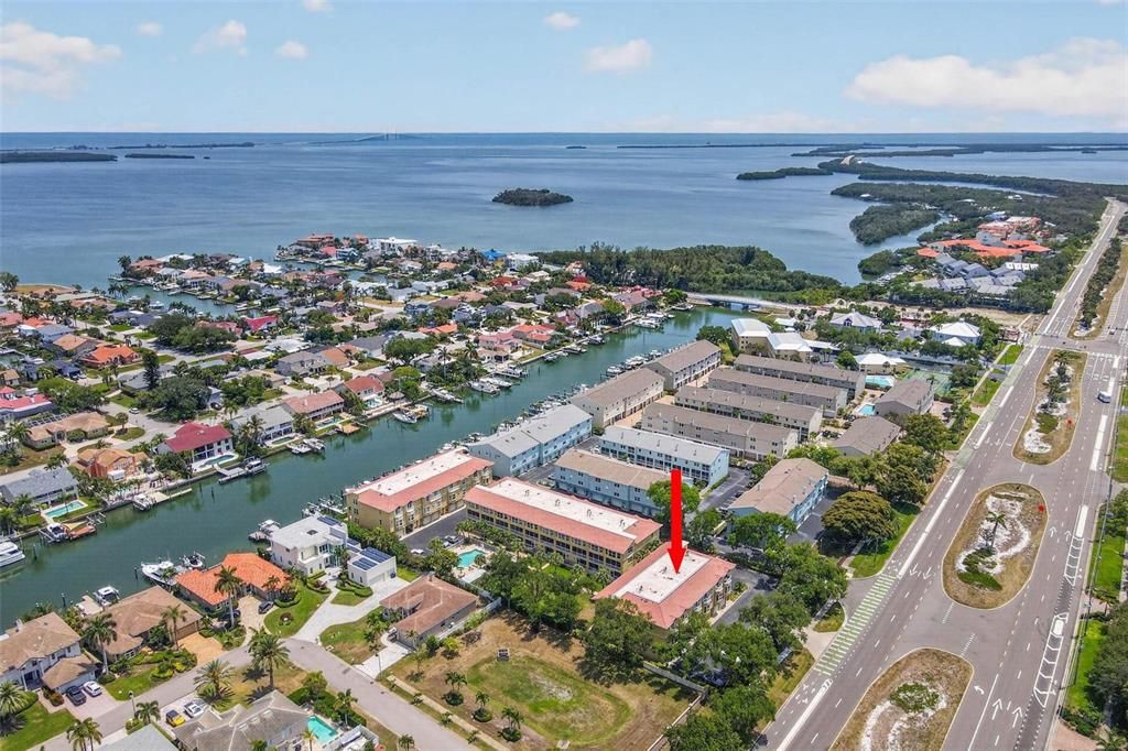 En Venta: $597,000 (3 camas, 3 baños, 2236 Pies cuadrados)