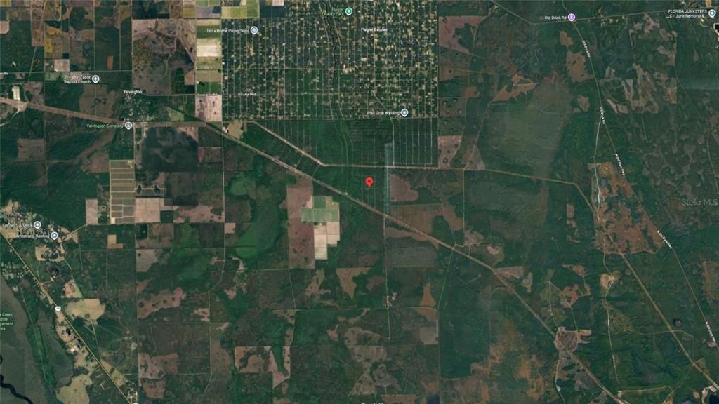 На продажу: $17,500 (1.25 acres)