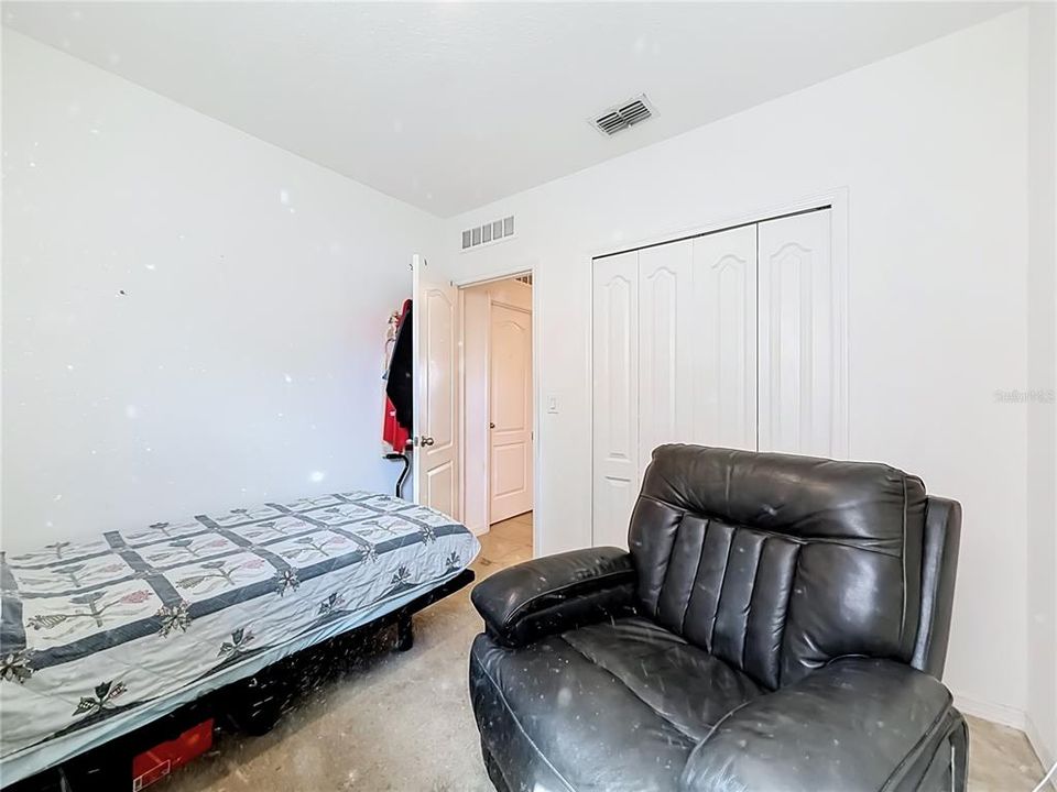 На продажу: $364,900 (4 спален, 2 ванн, 1990 Квадратных фут)