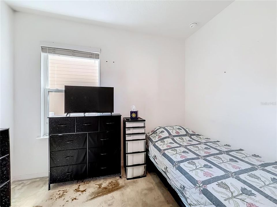На продажу: $364,900 (4 спален, 2 ванн, 1990 Квадратных фут)