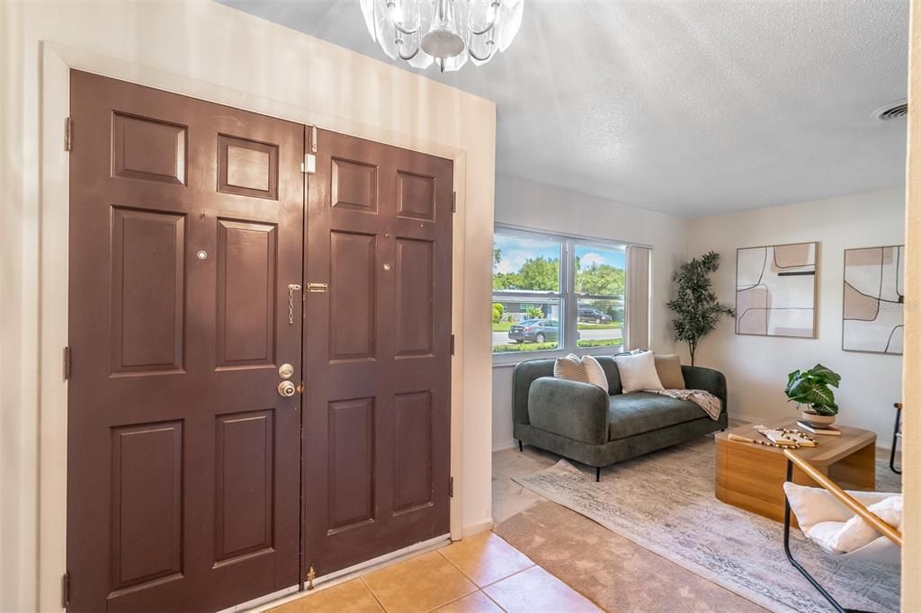 For Sale: $375,000 (4 beds, 2 baths, 1822 Square Feet)