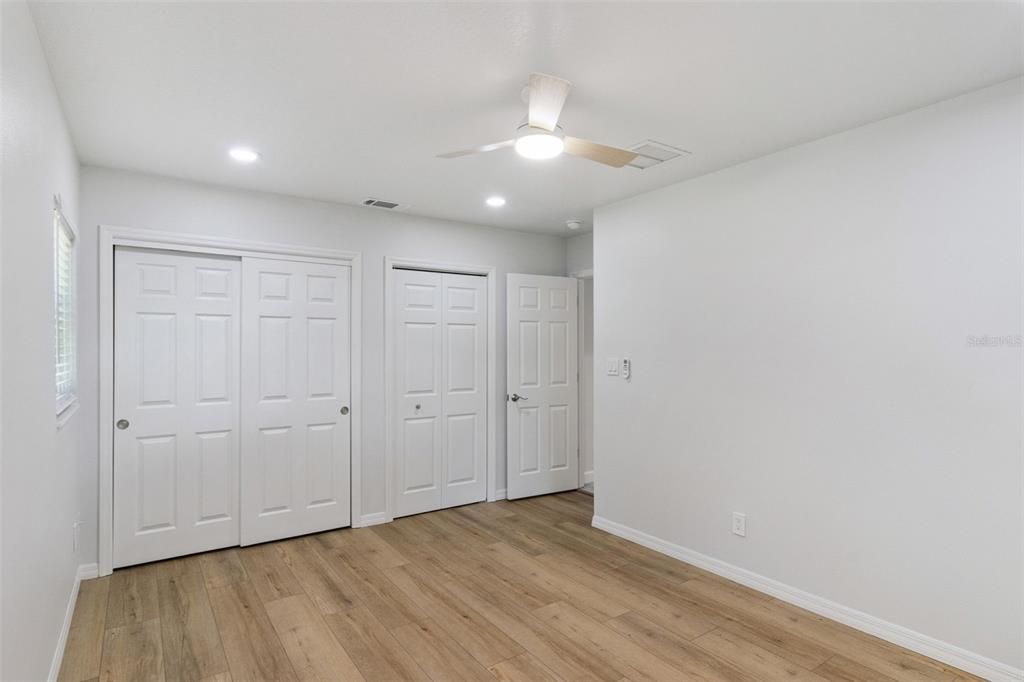 Active With Contract: $450,000 (3 beds, 3 baths, 2128 Square Feet)