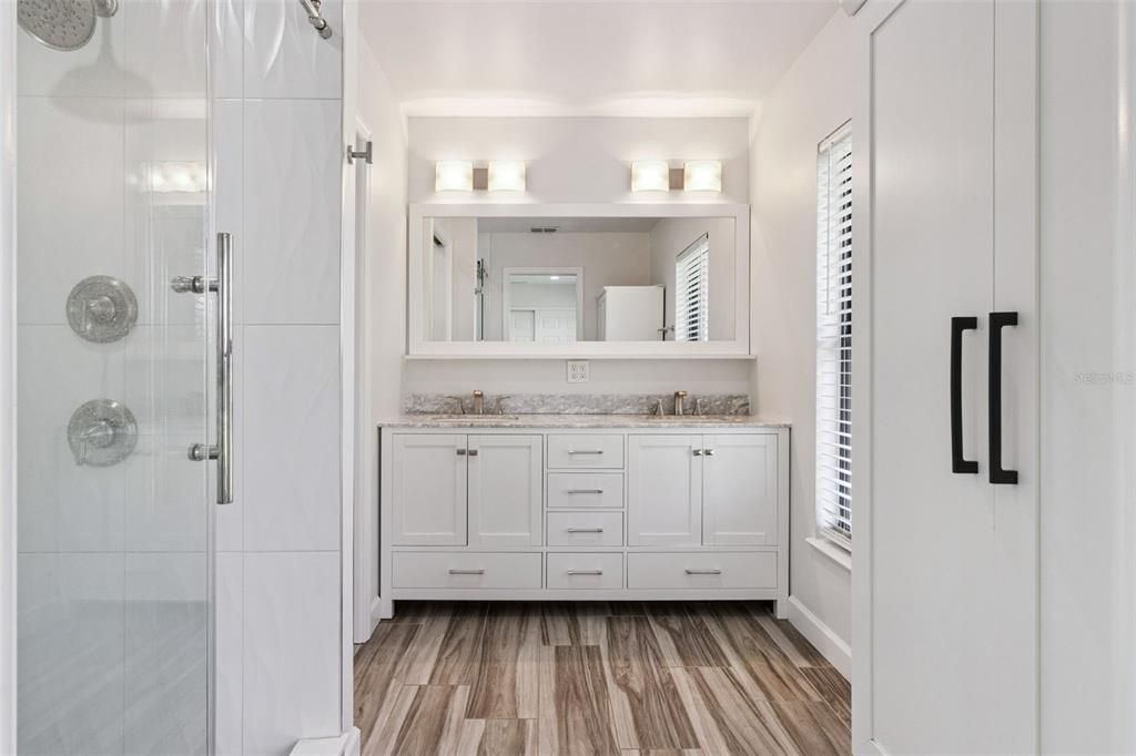 Active With Contract: $450,000 (3 beds, 3 baths, 2128 Square Feet)