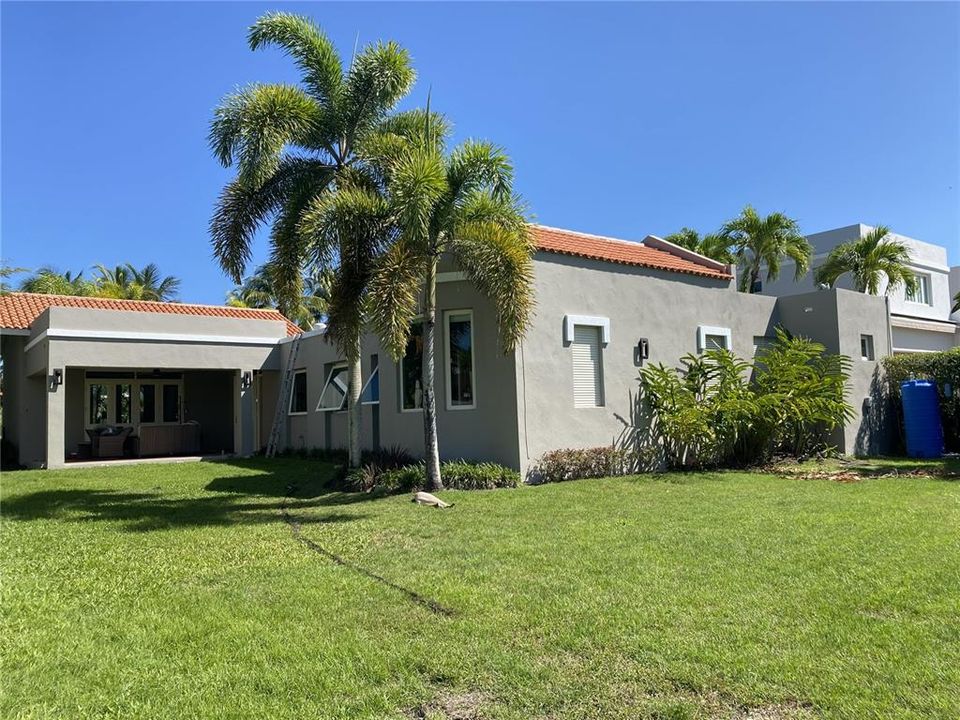 En Venta: $4,500,000 (3 camas, 3 baños, 3000 Pies cuadrados)