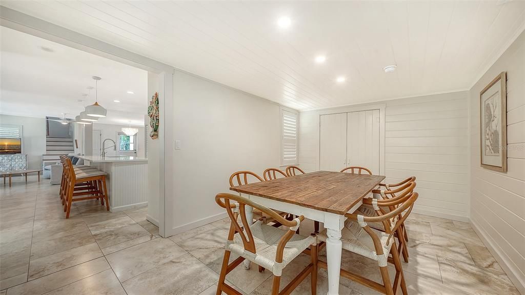 For Sale: $1,995,000 (4 beds, 2 baths, 2616 Square Feet)