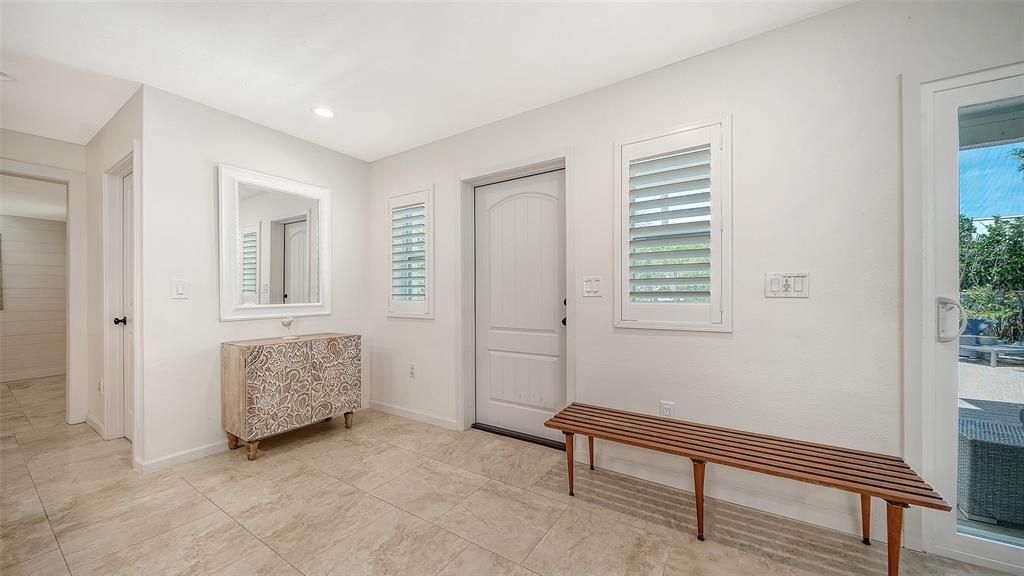 For Sale: $1,995,000 (4 beds, 2 baths, 2616 Square Feet)