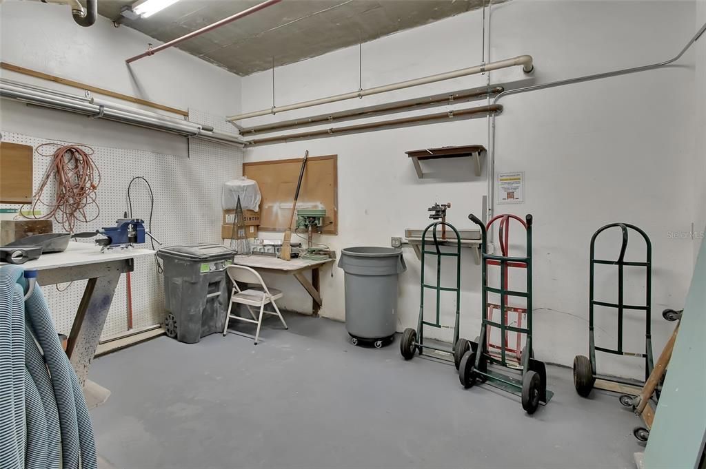 En Venta: $439,000 (2 camas, 2 baños, 1384 Pies cuadrados)