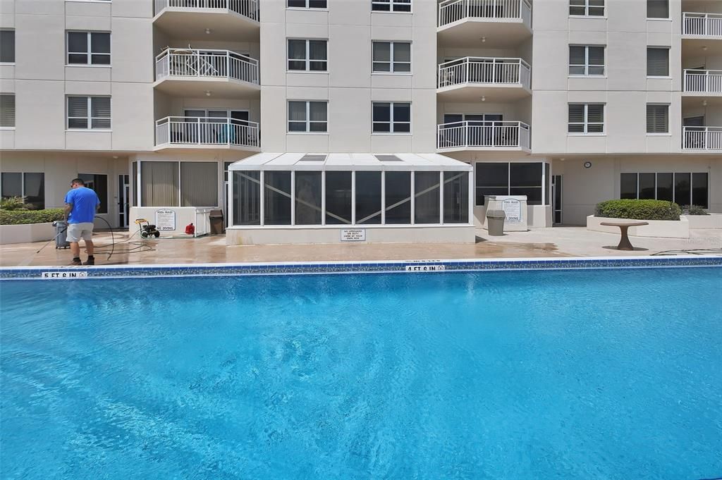 En Venta: $439,000 (2 camas, 2 baños, 1384 Pies cuadrados)