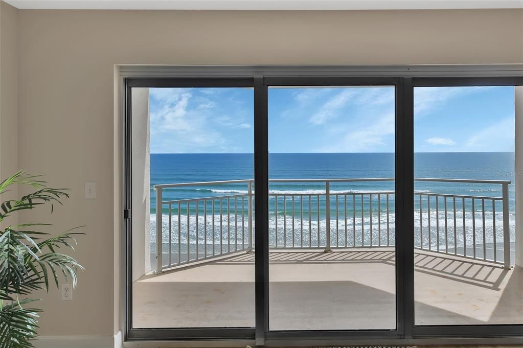 En Venta: $439,000 (2 camas, 2 baños, 1384 Pies cuadrados)