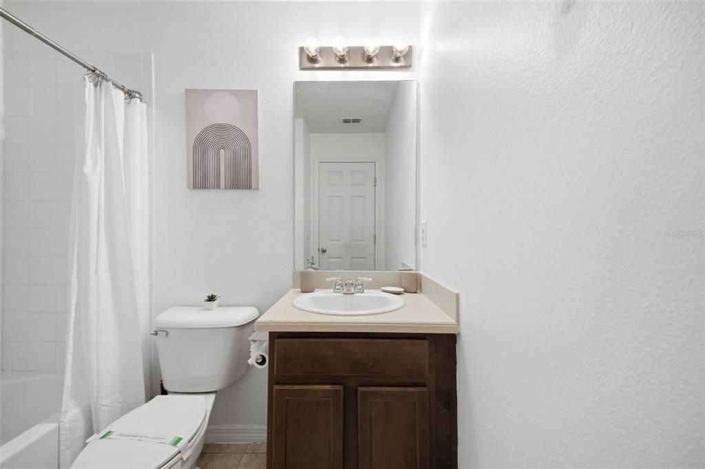 For Sale: $395,000 (3 beds, 2 baths, 1596 Square Feet)