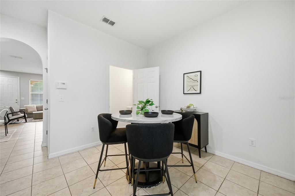 For Sale: $395,000 (3 beds, 2 baths, 1596 Square Feet)