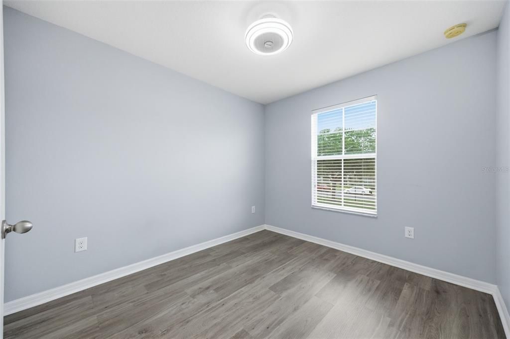 For Sale: $395,000 (3 beds, 2 baths, 1596 Square Feet)