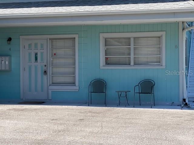 For Rent: $1,300 (1 beds, 1 baths, 350 Square Feet)