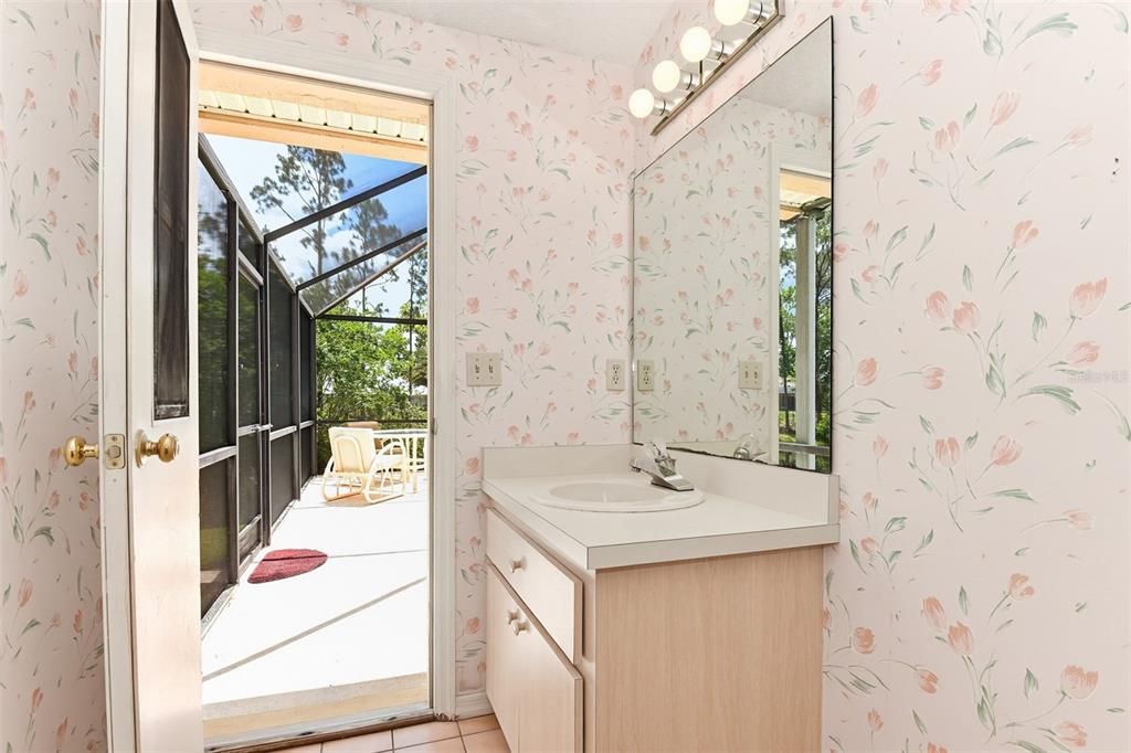 Activo con contrato: $399,000 (3 camas, 3 baños, 2217 Pies cuadrados)