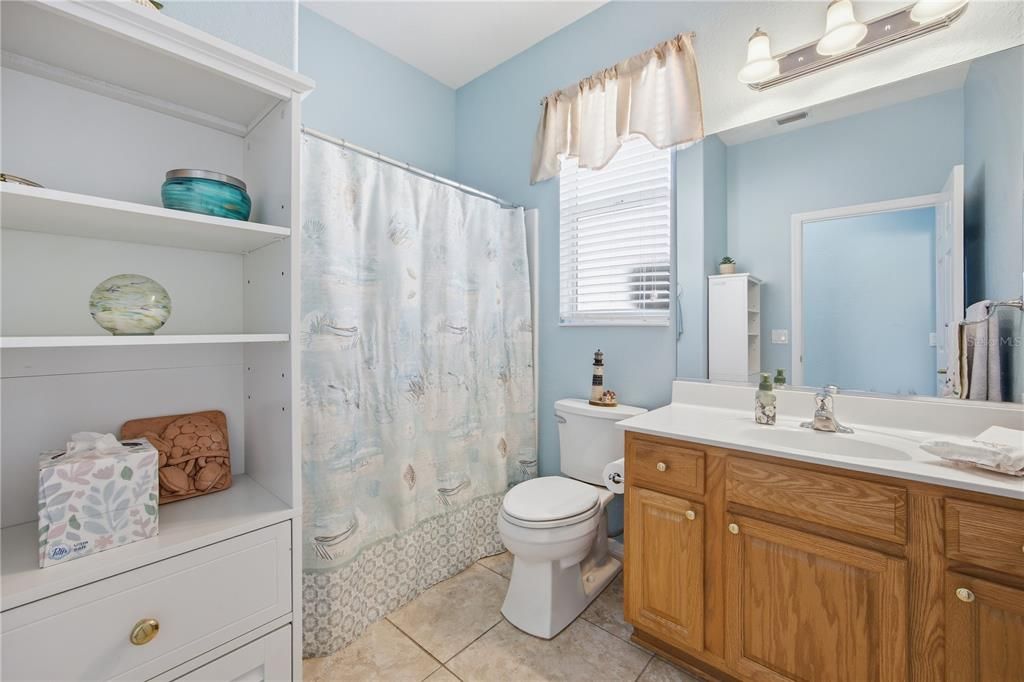 For Sale: $409,999 (3 beds, 2 baths, 2413 Square Feet)