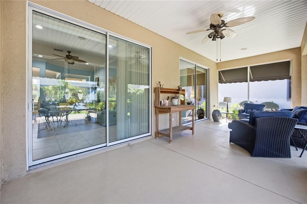 For Sale: $409,999 (3 beds, 2 baths, 2413 Square Feet)
