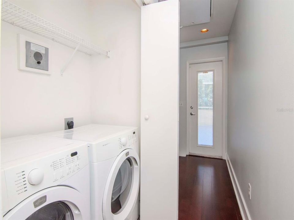 For Sale: $779,000 (3 beds, 2 baths, 2541 Square Feet)