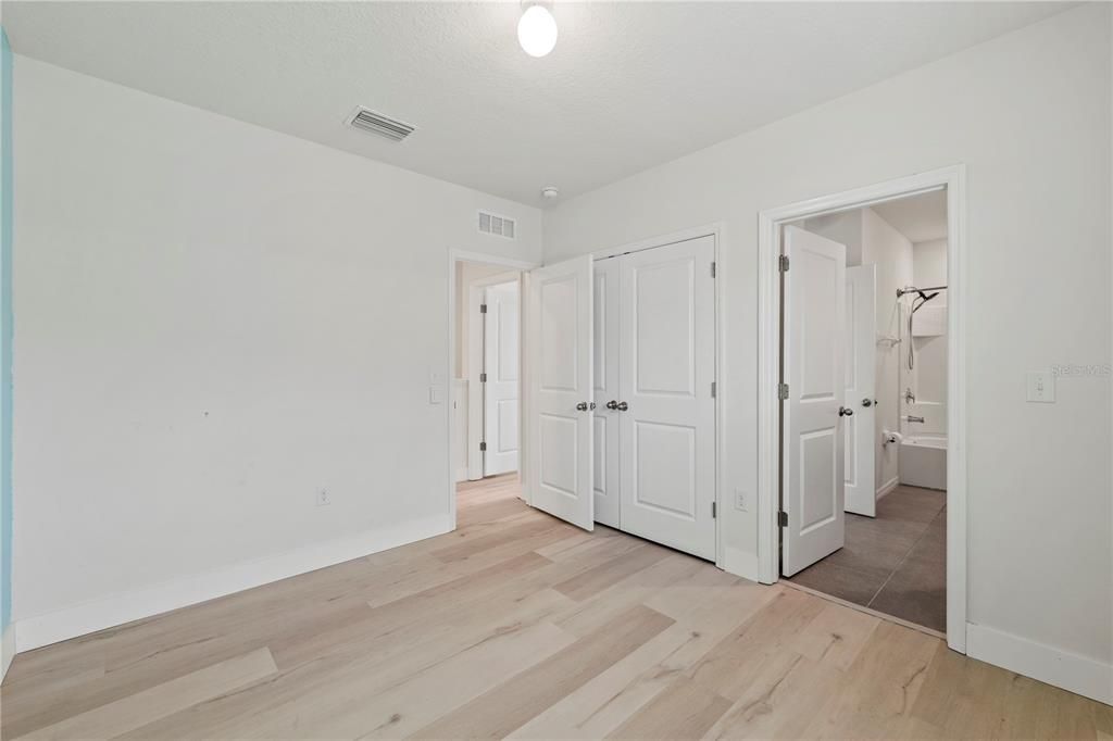 В аренду: $2,395 (3 спален, 2 ванн, 1758 Квадратных фут)