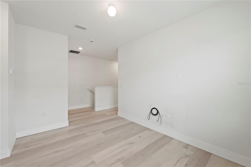 В аренду: $2,395 (3 спален, 2 ванн, 1758 Квадратных фут)
