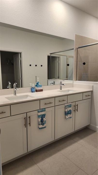En Renta: $2,400 (3 camas, 2 baños, 1635 Pies cuadrados)