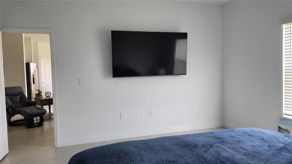 En Renta: $2,400 (3 camas, 2 baños, 1635 Pies cuadrados)
