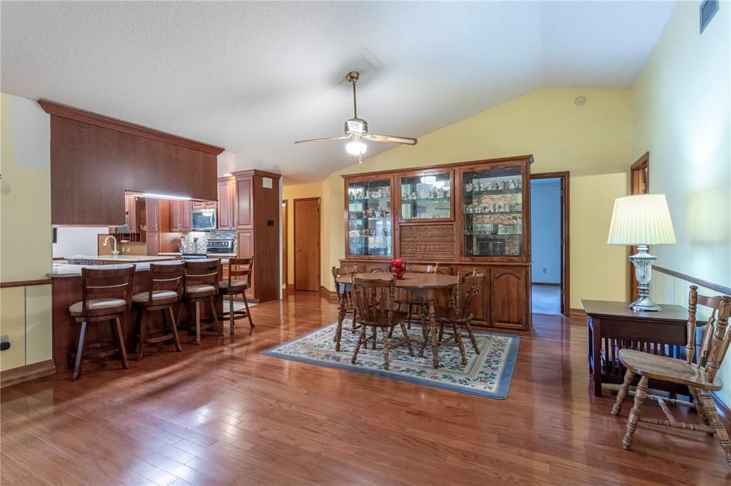 Active With Contract: $545,000 (3 beds, 2 baths, 2315 Square Feet)