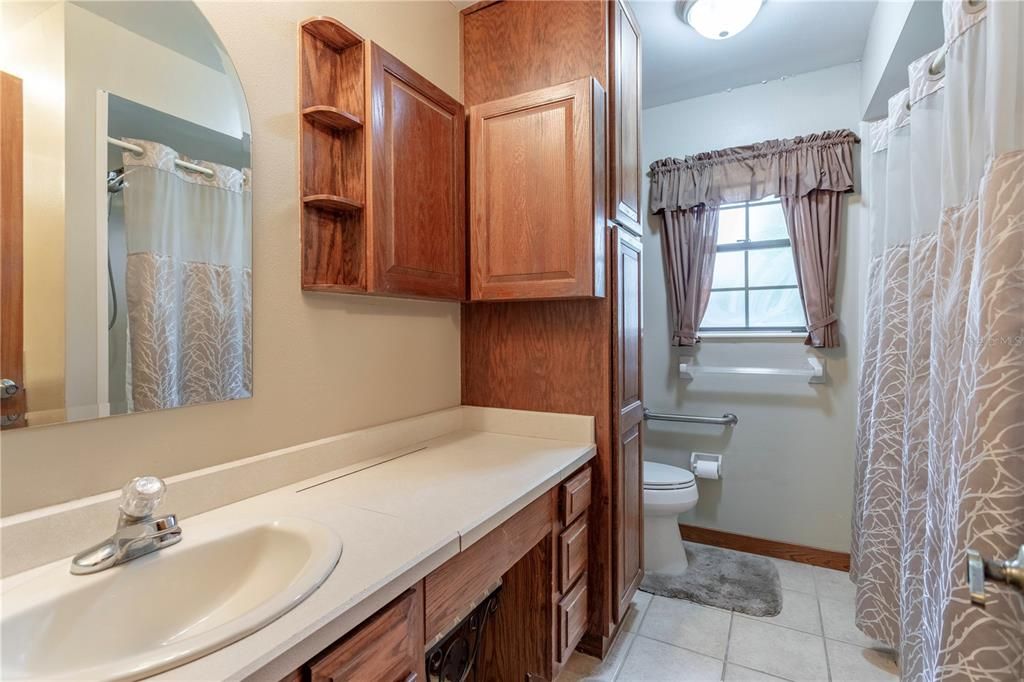 Active With Contract: $545,000 (3 beds, 2 baths, 2315 Square Feet)
