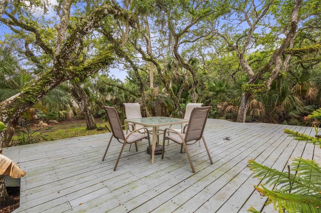 For Sale: $539,990 (2 beds, 2 baths, 1412 Square Feet)