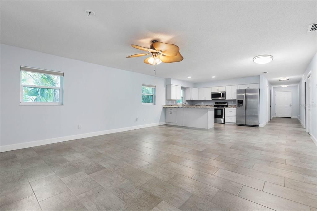 For Sale: $539,990 (2 beds, 2 baths, 1412 Square Feet)