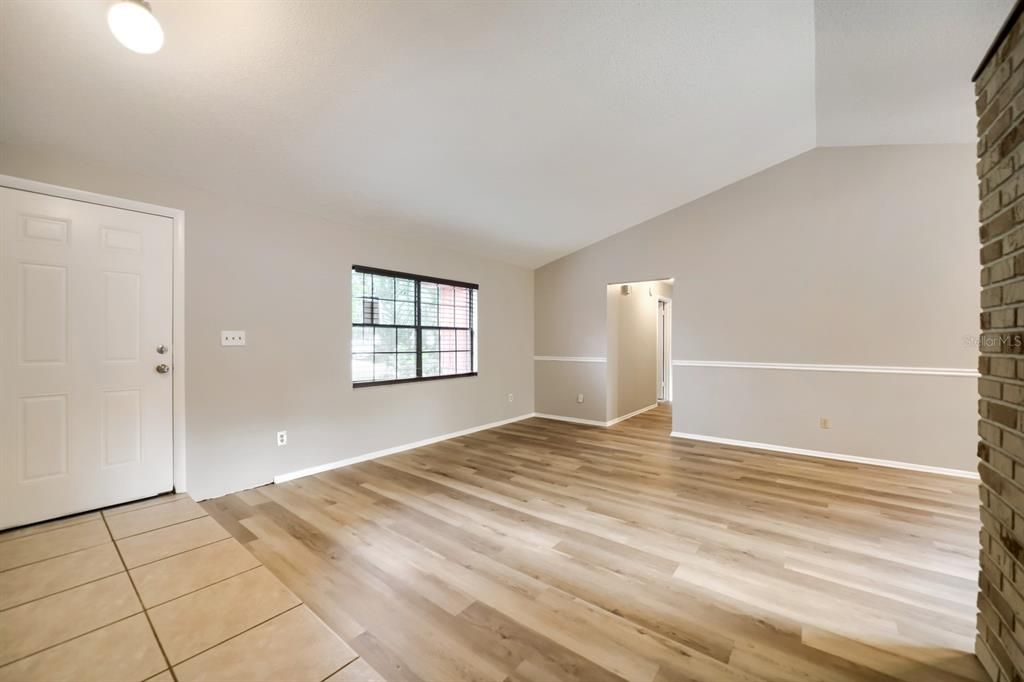 En Venta: $359,900 (3 camas, 2 baños, 1616 Pies cuadrados)