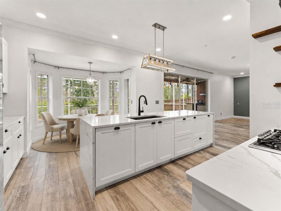 For Sale: $775,000 (4 beds, 2 baths, 2807 Square Feet)