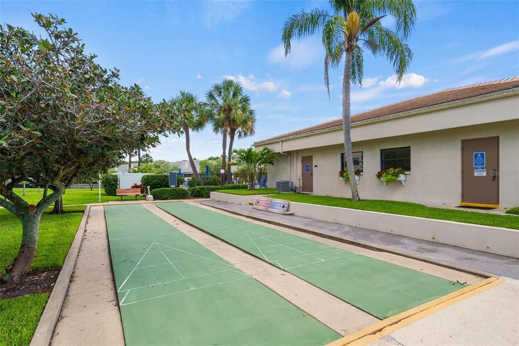 For Sale: $399,900 (2 beds, 2 baths, 1170 Square Feet)