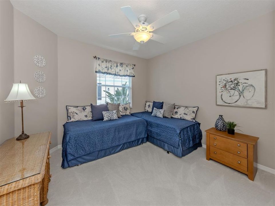 En Venta: $294,000 (3 camas, 2 baños, 1521 Pies cuadrados)
