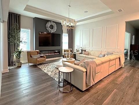 Active With Contract: $3,200 (3 beds, 3 baths, 2854 Square Feet)