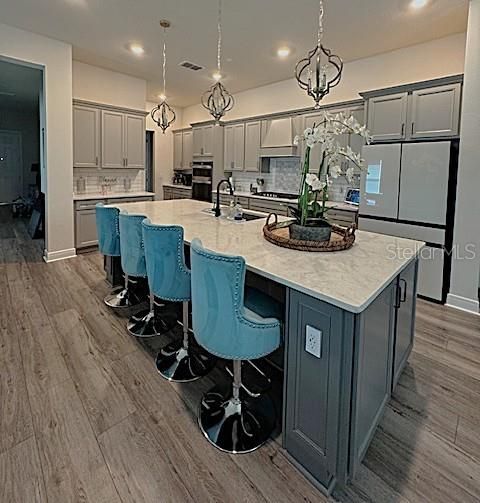 Active With Contract: $3,200 (3 beds, 3 baths, 2854 Square Feet)