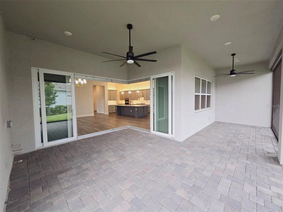 Active With Contract: $3,200 (3 beds, 3 baths, 2854 Square Feet)
