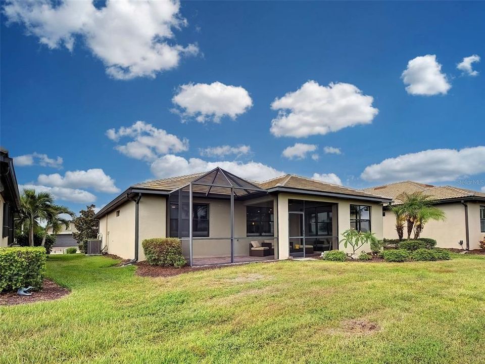 Activo con contrato: $525,000 (2 camas, 2 baños, 1774 Pies cuadrados)