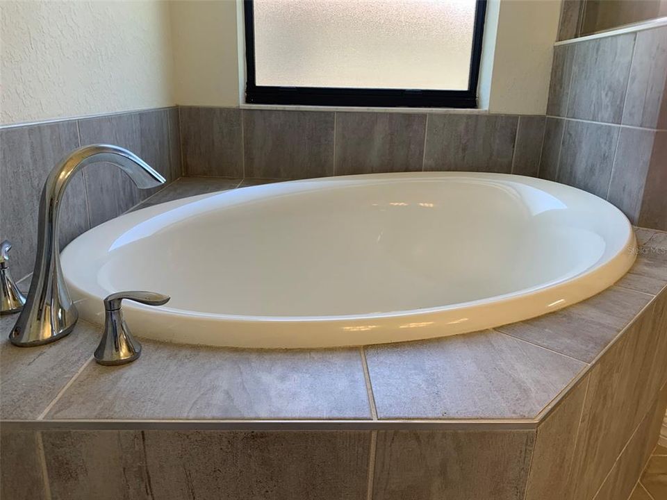 В аренду: $2,200 (2 спален, 2 ванн, 1568 Квадратных фут)