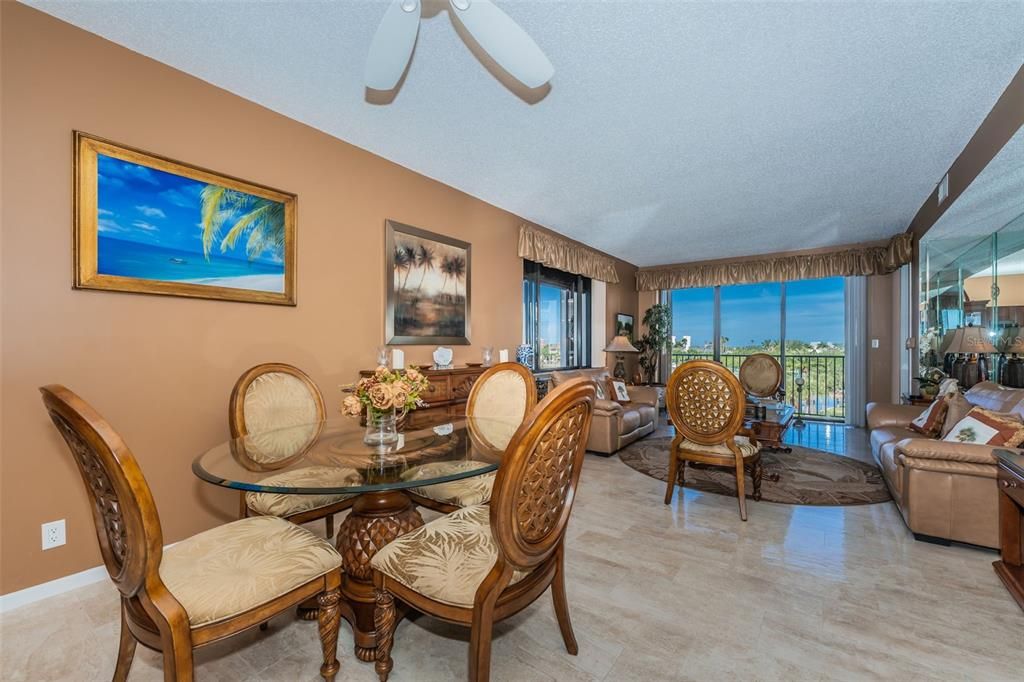 В аренду: $3,500 (2 спален, 2 ванн, 1403 Квадратных фут)