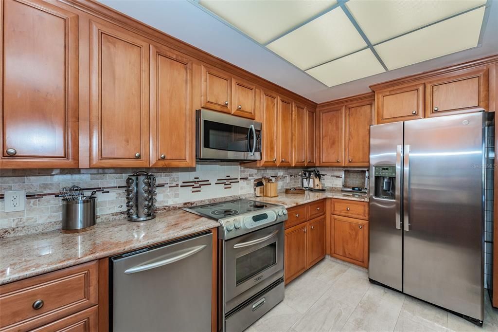 В аренду: $3,500 (2 спален, 2 ванн, 1403 Квадратных фут)