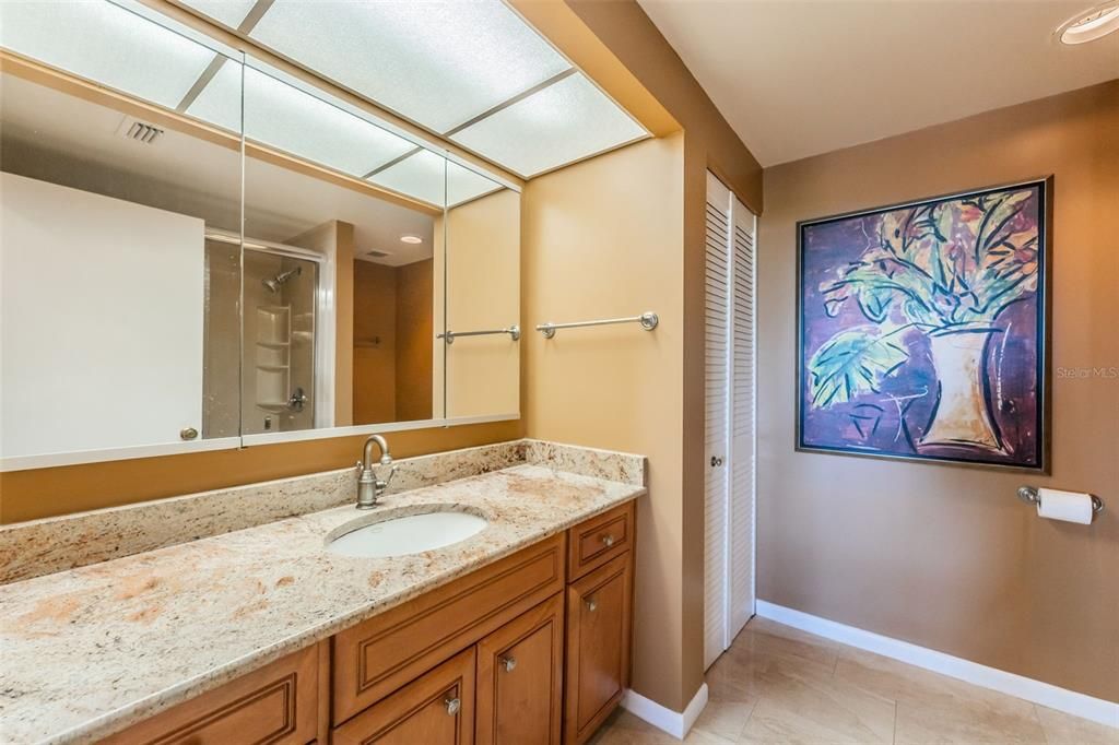 В аренду: $3,500 (2 спален, 2 ванн, 1403 Квадратных фут)